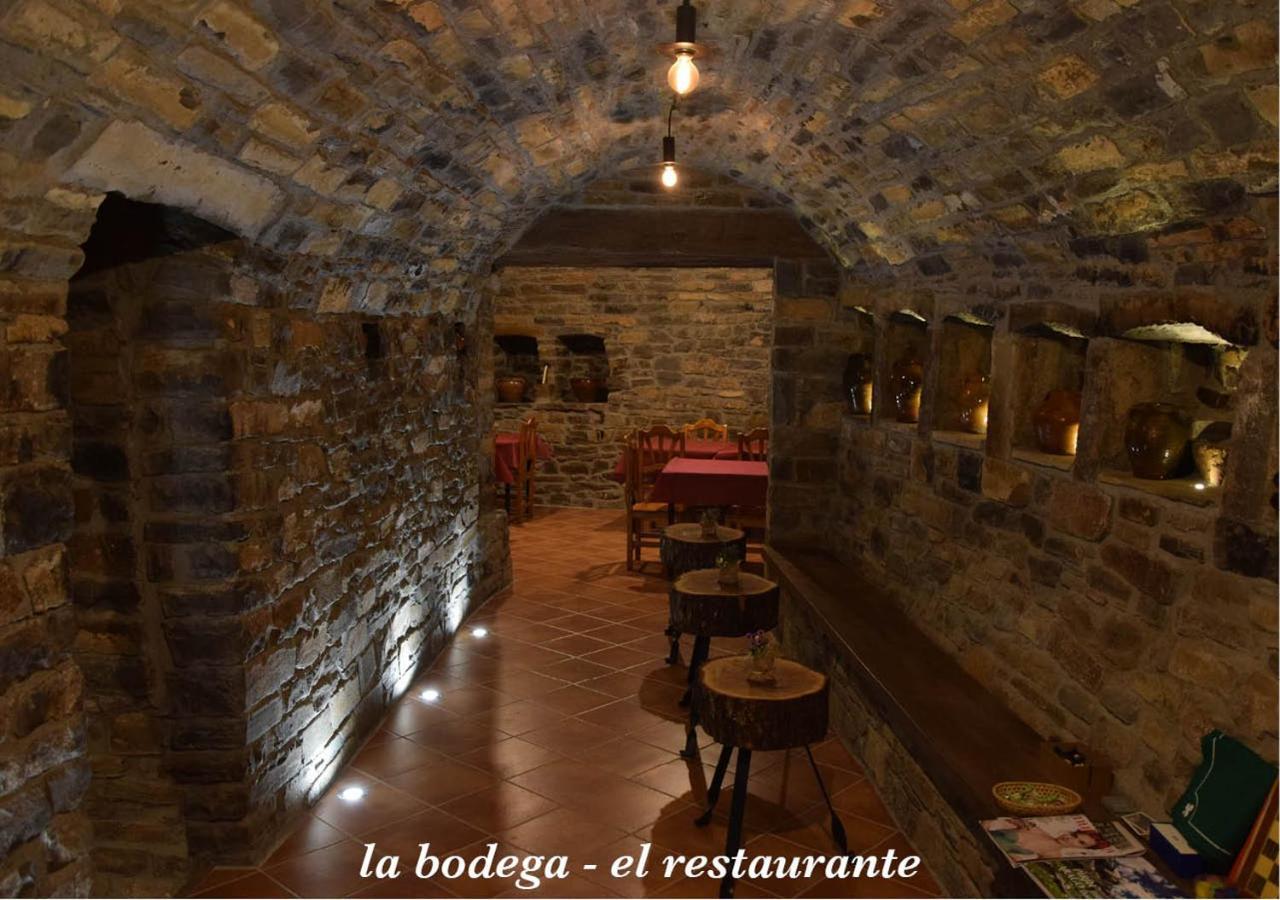Casa Dueso Hotel El Pueyo de Araguas Luaran gambar