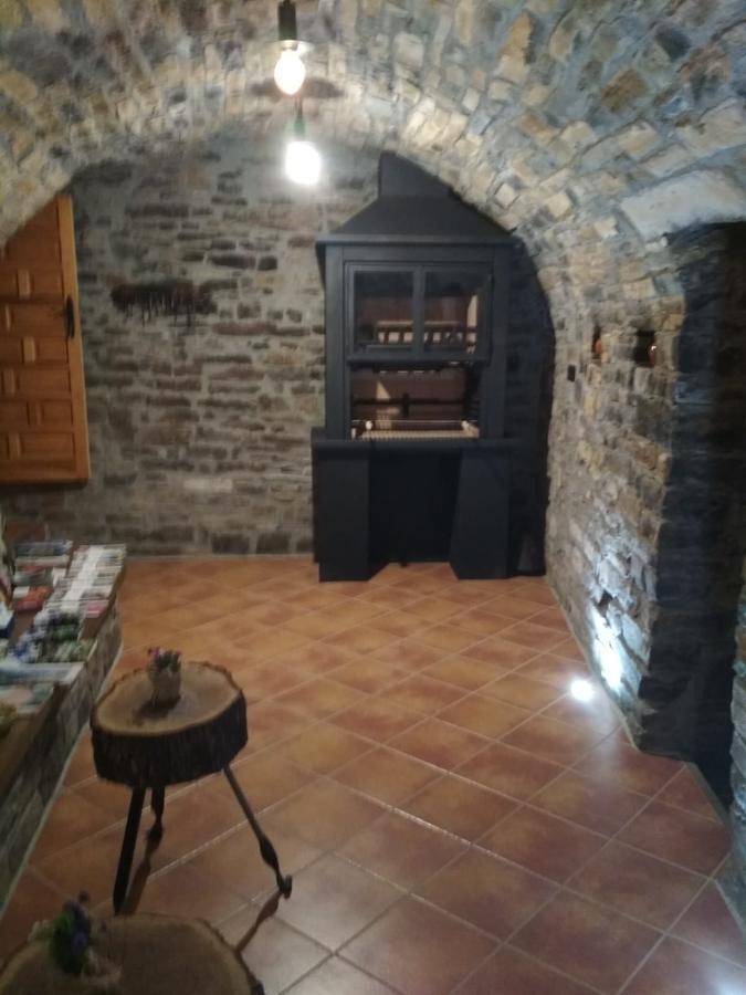 Casa Dueso Hotel El Pueyo de Araguas Luaran gambar